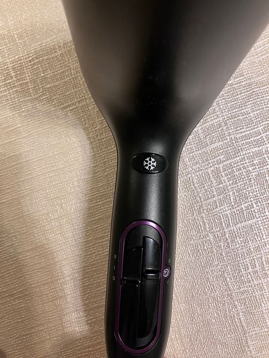 Сешоар Philips 2100 W