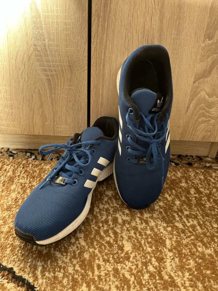 Маратонки Adidas