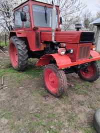 Tractor  650  UTB