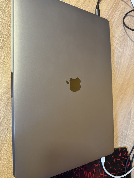 Macbook pro 2018
