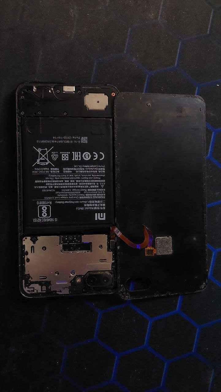 Xiaomi Note 10 и Mi 8 Lite