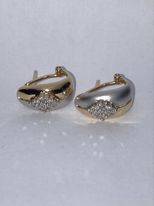 Cercei aur cu diamante 0.28ct