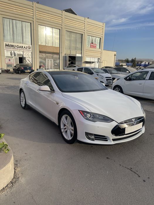 Tesla model s performance 85kw,plus