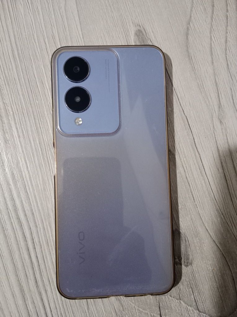 Продаю VIVO Y17s в идеальном состояний.