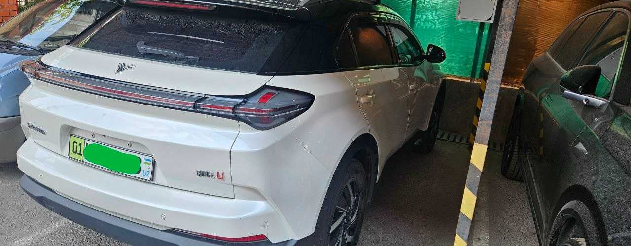 Кроссовер NETA U 500