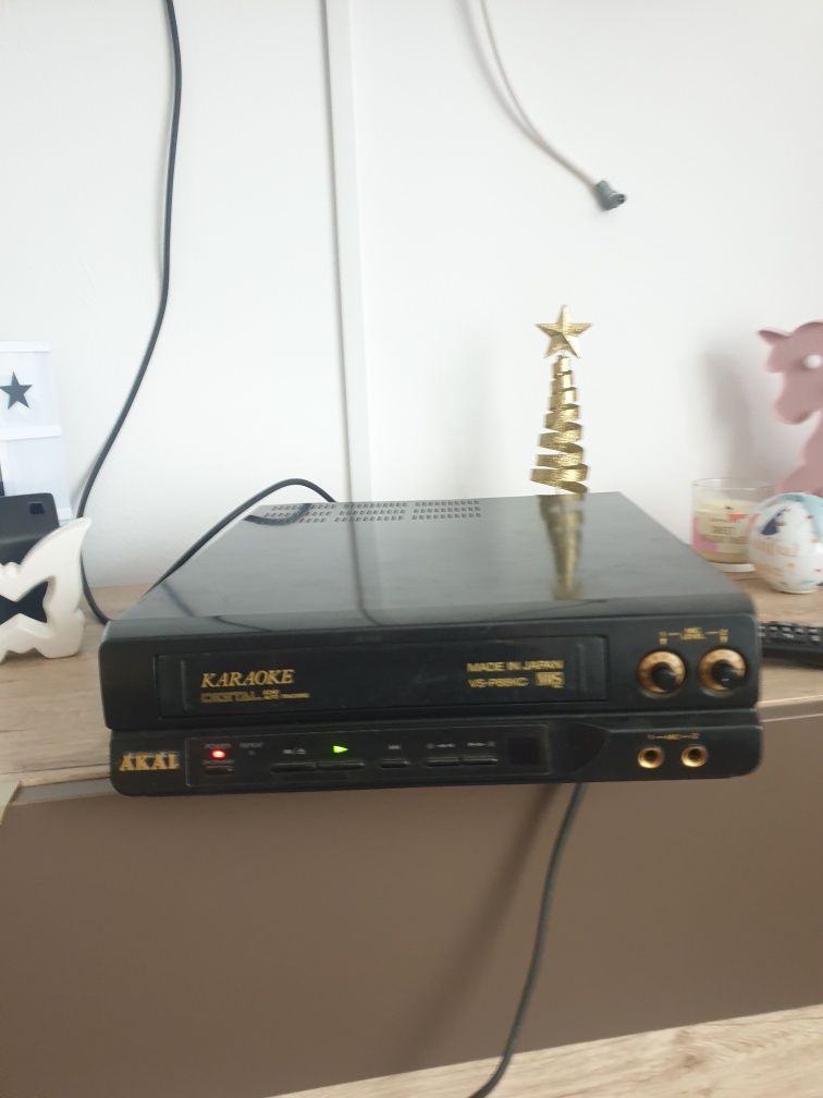 Video VHS Akai karaoke perfect funcțional