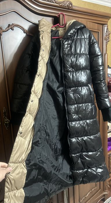 Куртка зимняя  лакированная в идеальном состояние пуховик