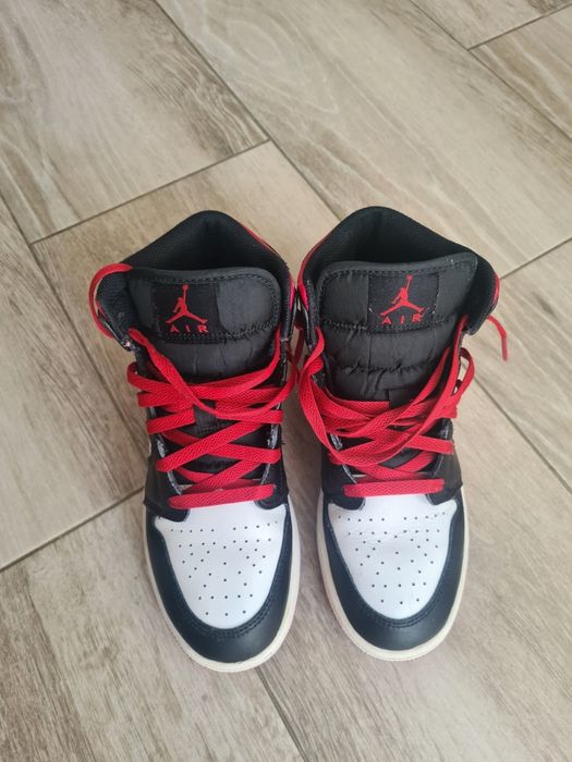 Adidasi Nike Jordan 39