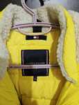 Vând geaca Tommy Hilfiger