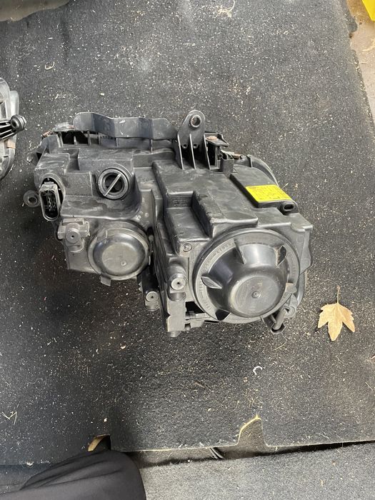 Оригинални фарове за vw тоуран цената е за 1- брой