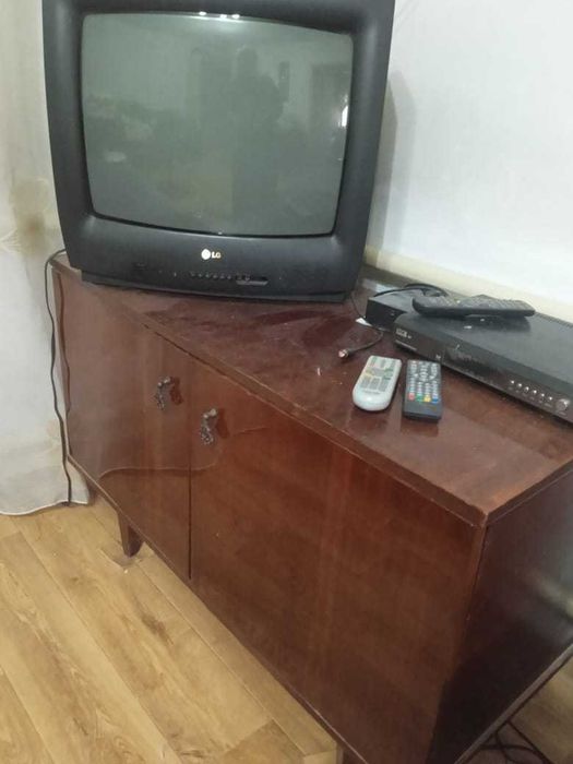 Телевизор LG б/ у