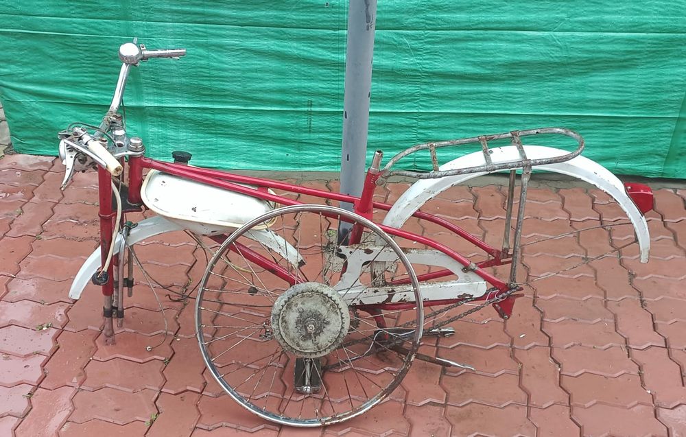 Продам мопед на запчасти