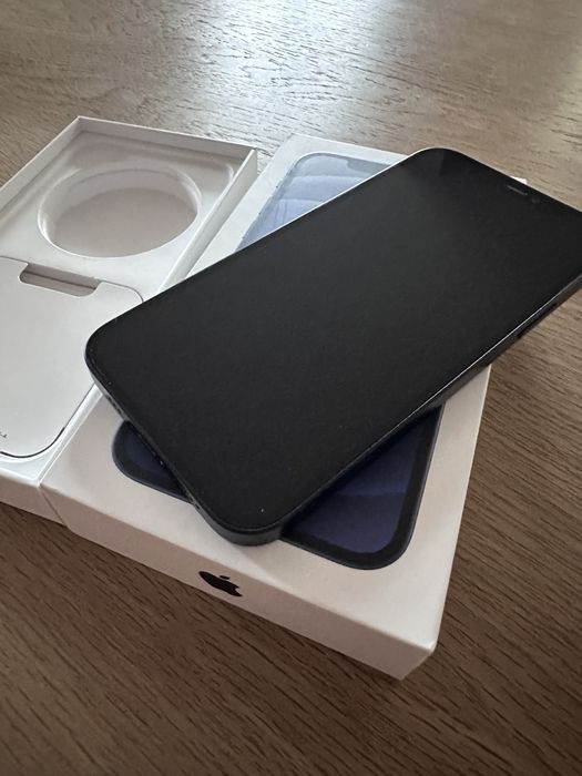 iPhone 12 /64GB  памет