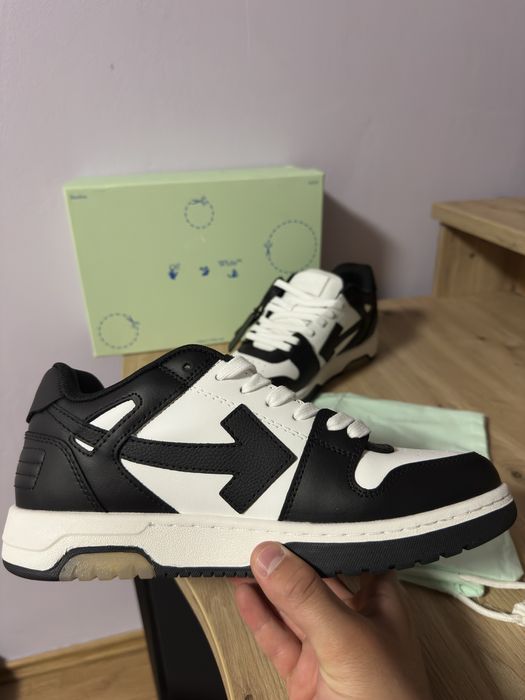 Off-White Out of office