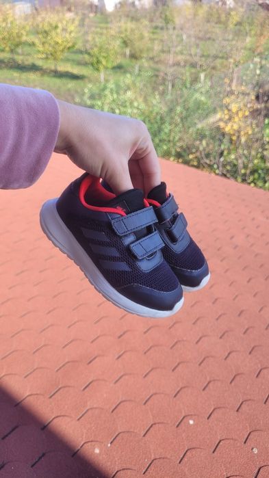 Adidasi  sport băiețel