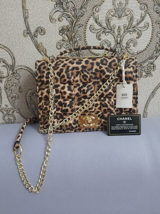 Сумочка модная .