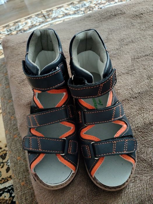 Продам ортопедические сандали