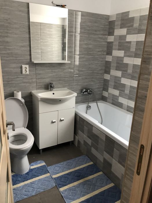 Inchiriez Apartament 2 camere - Zona Rediu Iasi