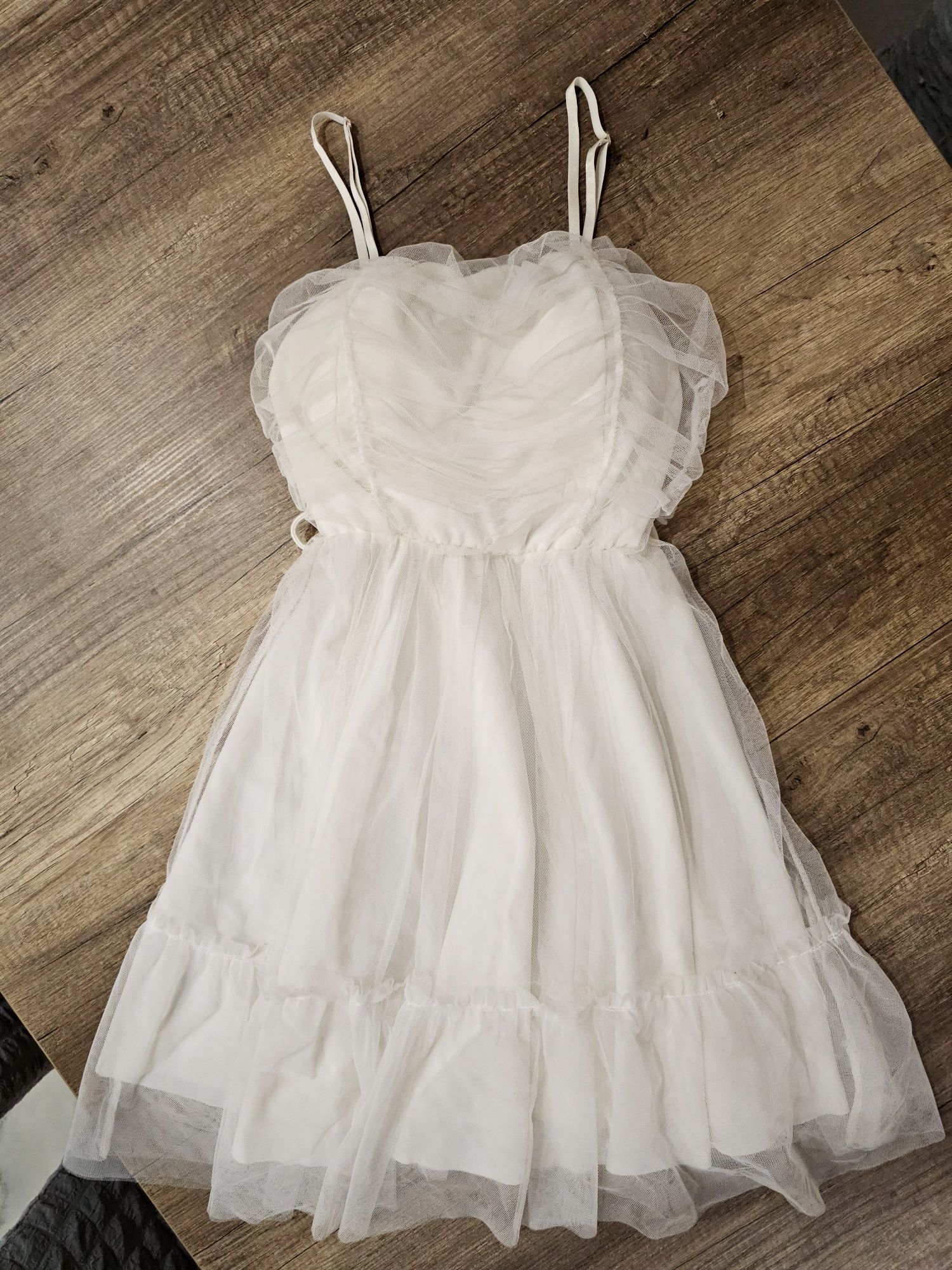 Дамска бяла рокля S/XS