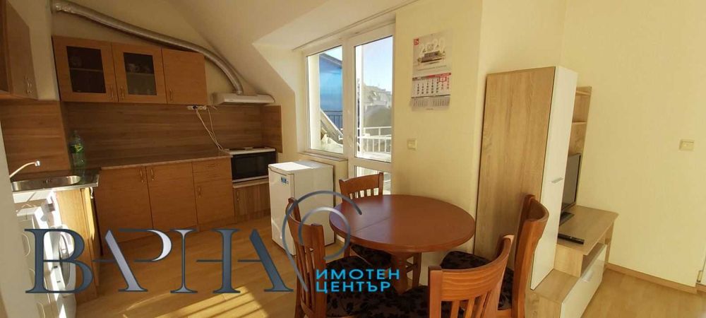 Дава се под наем Двустаен апартамент в Варна, Център - 68 кв.м за 357 € - Снимка #2