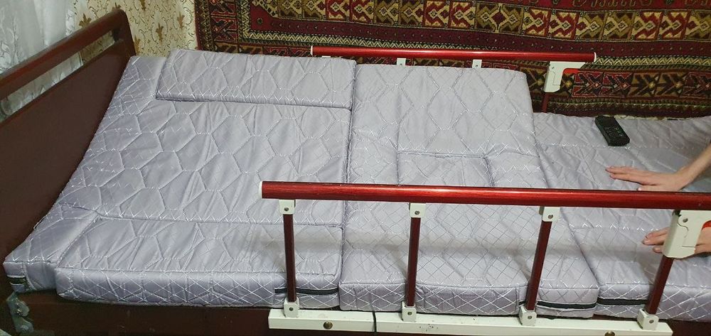 Продам функциональную кровать для лежачих больных. Сделана на заказ