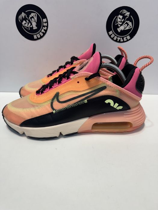 Маратонки NIKE AIR MAX 2090.Номер 40