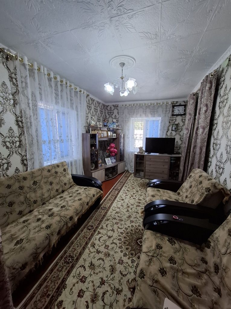 Продам дом в хорошем состояние