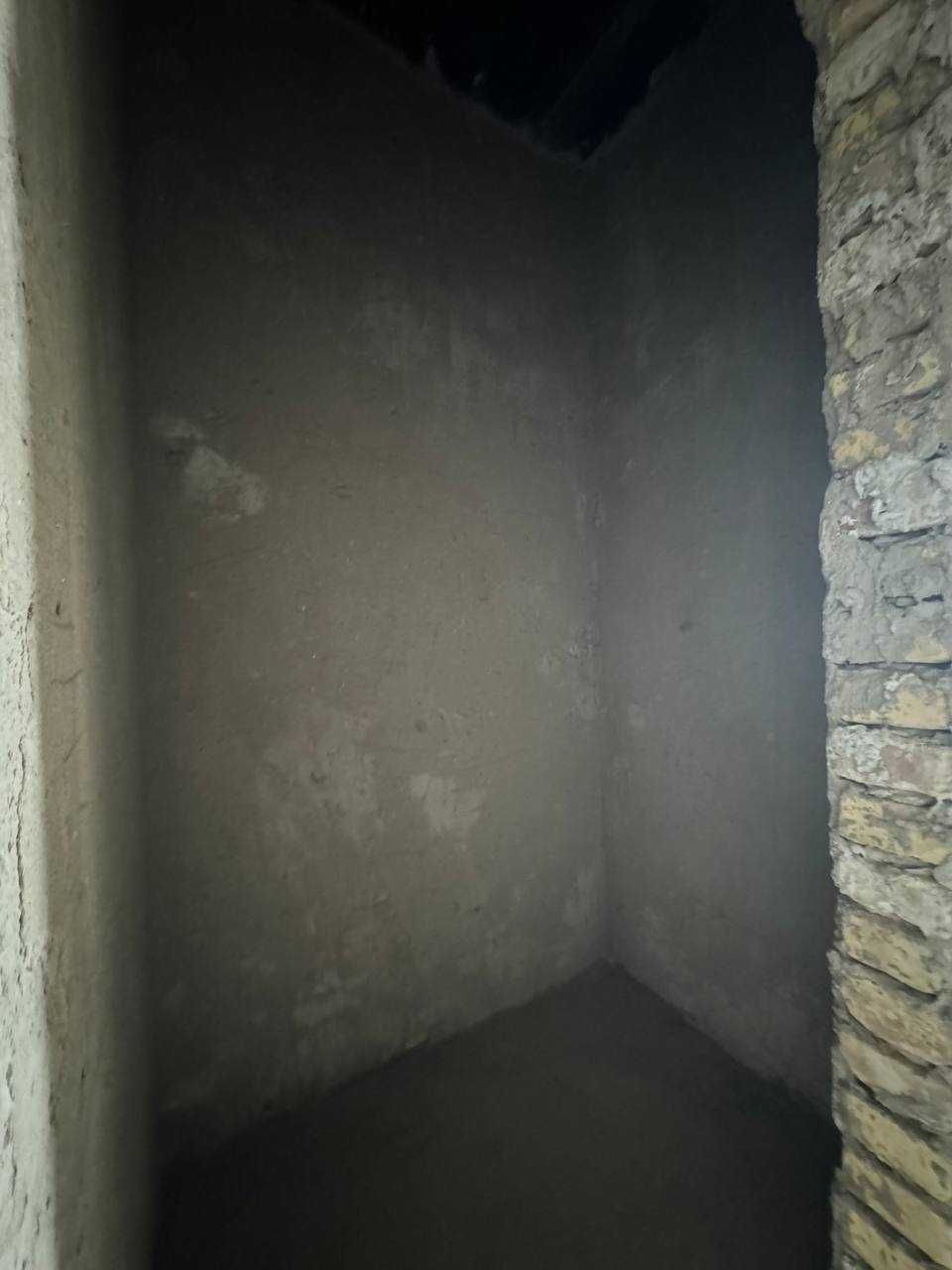 Buxoroda kvartira sotiladi 2 xonali 60m2+ochiq balkon 7-qavat