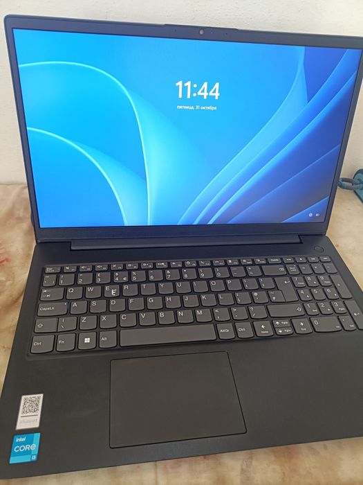 Lenovo core i3 13pokolenie 8/256gb