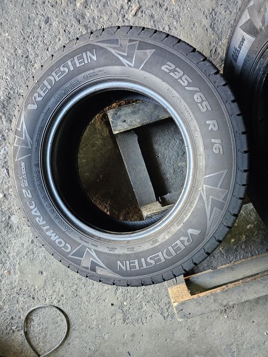 2 anvelope allseason 235 65 16C Vredestein 7.3mm