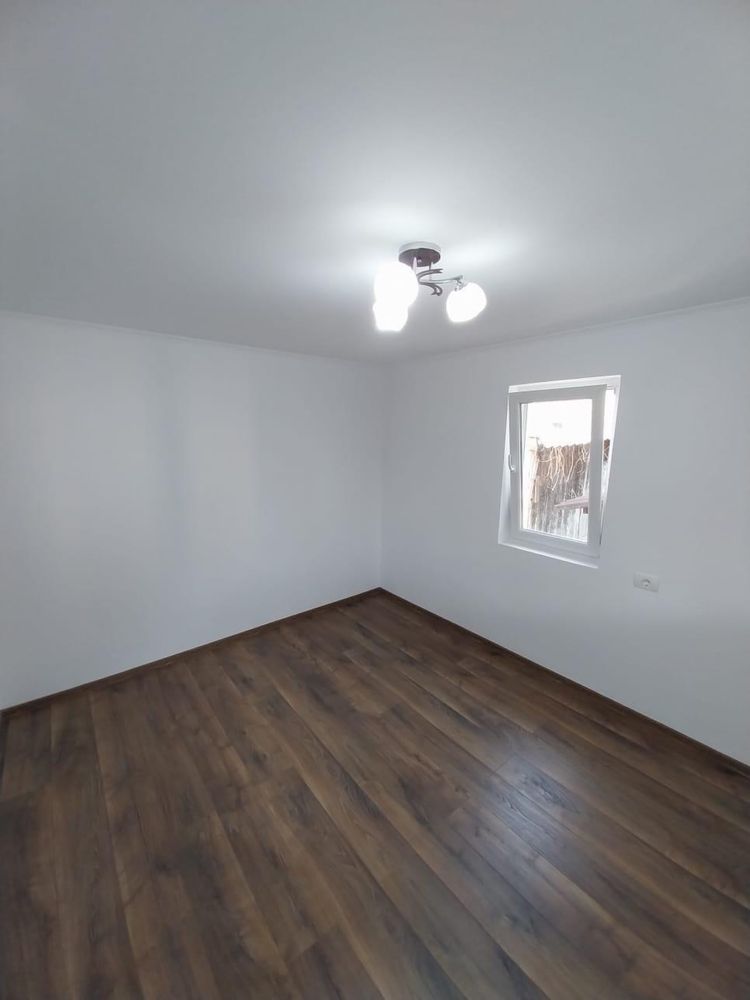 Vand casa comuna Tomsani
