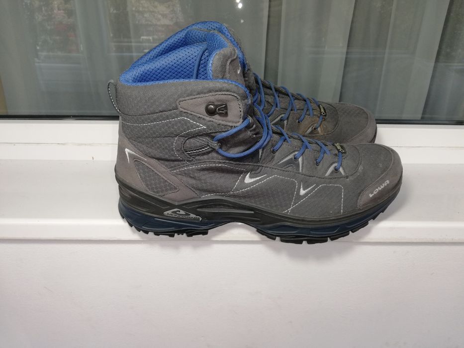 Vand ghete Lowa cu Gore-tex nr 48