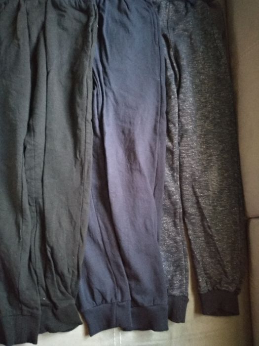 Детски долнища размер 152