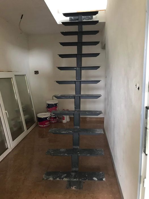 Scara de fier pentru pod mansarda exterior noua!