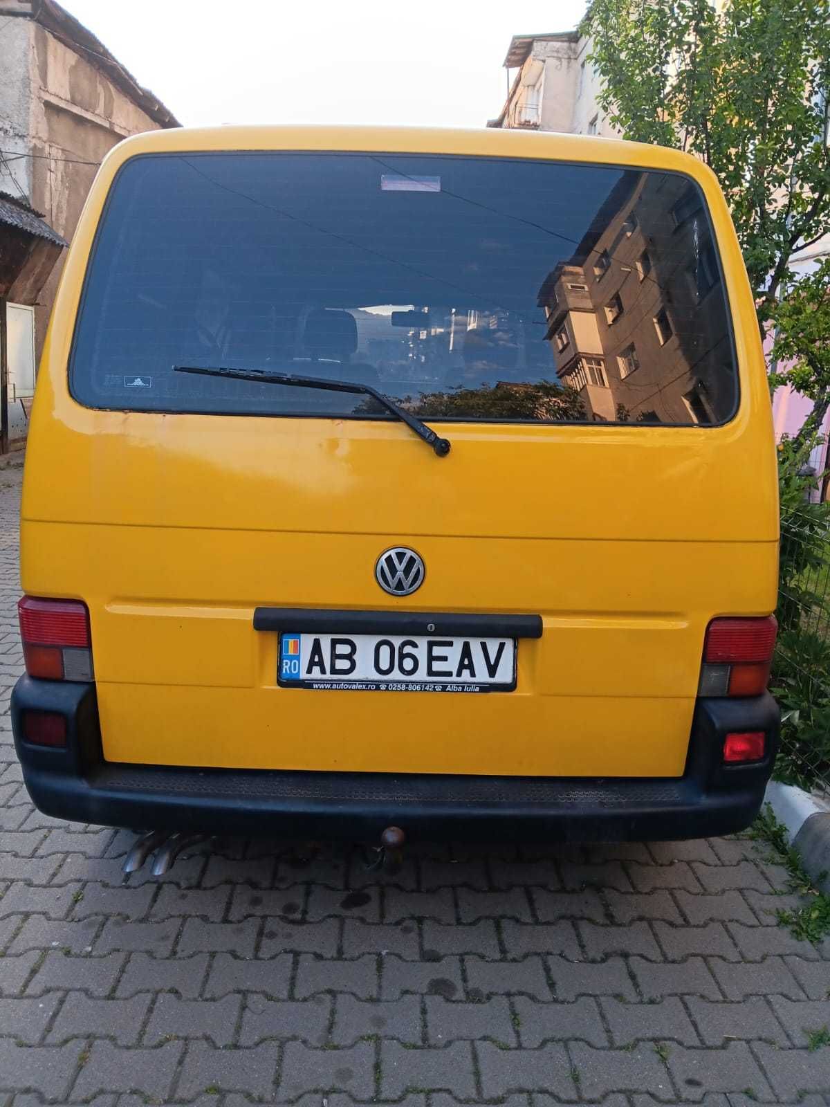Volkswagen T4 9 locuri