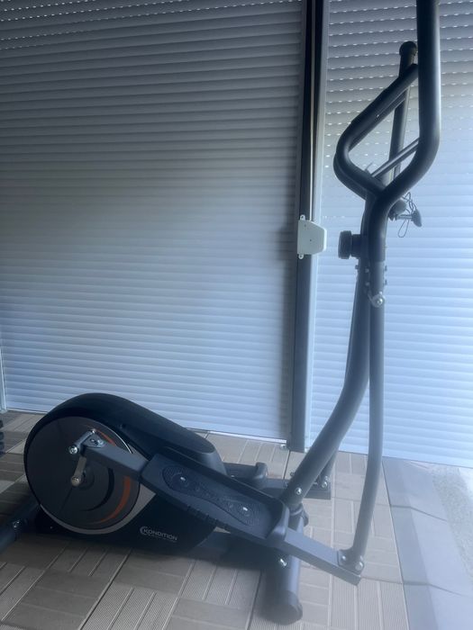 Bicicletă eliptică kondition Bell 7800 cu afișaj electronic