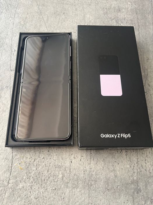 Samsung Galaxy Z Flip 5