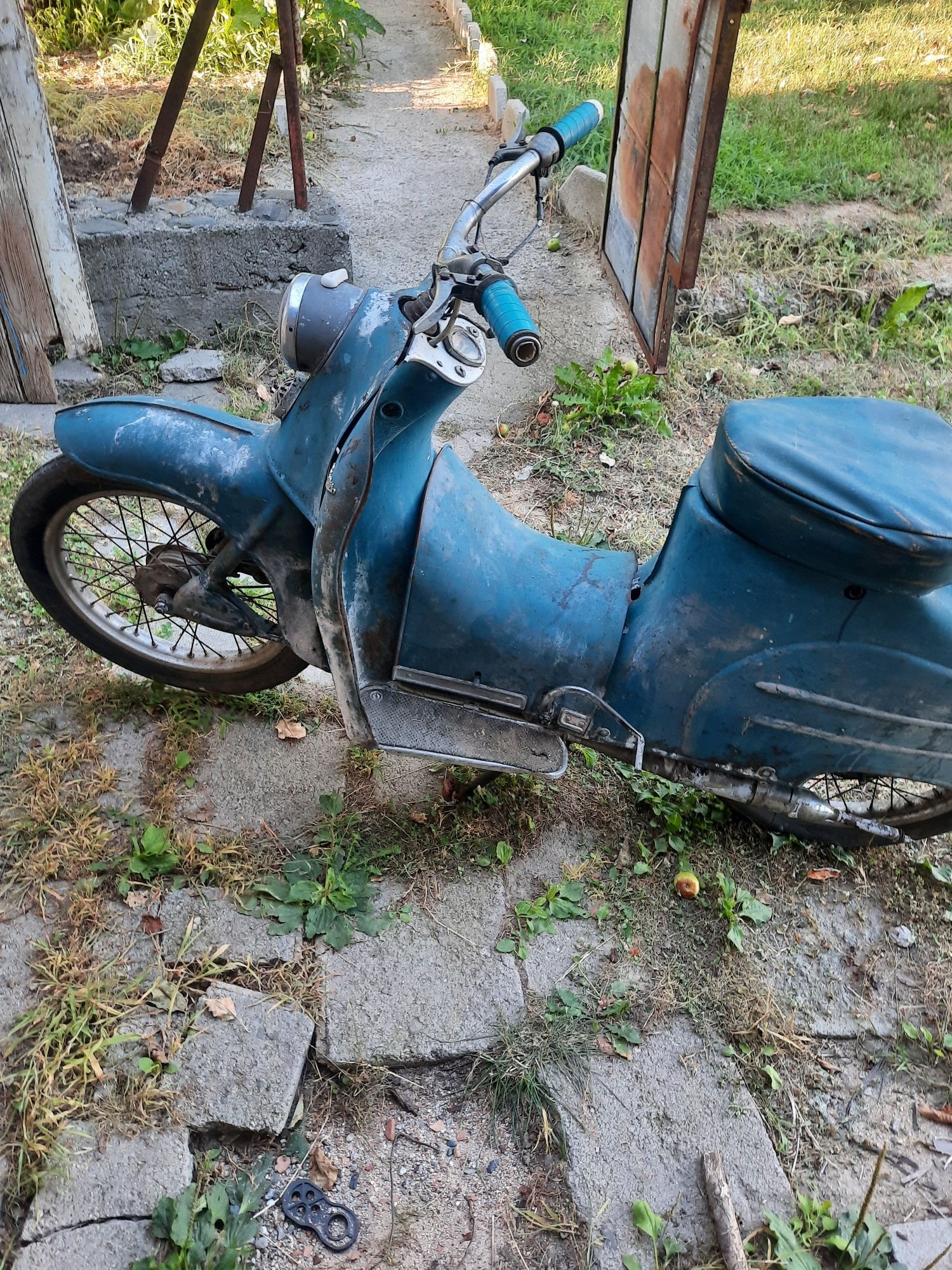 Продавам мотор Симсон KR50