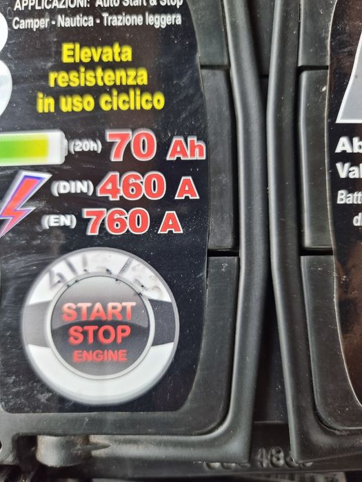 Акумулатор AGM 70AH