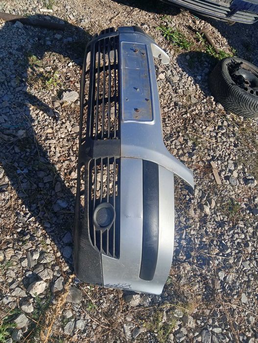 Предна броня за vw passat b5.5