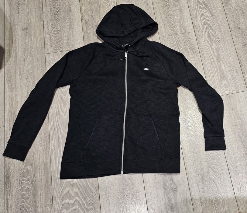 Горница Nike L топла
