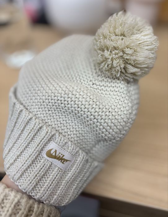 Дамска шапка Nike