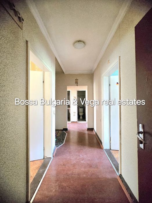 Продава се Четиристаен апартамент в Горна Оряховица - 94 кв.м за 1128 €/кв.м - Снимка #8