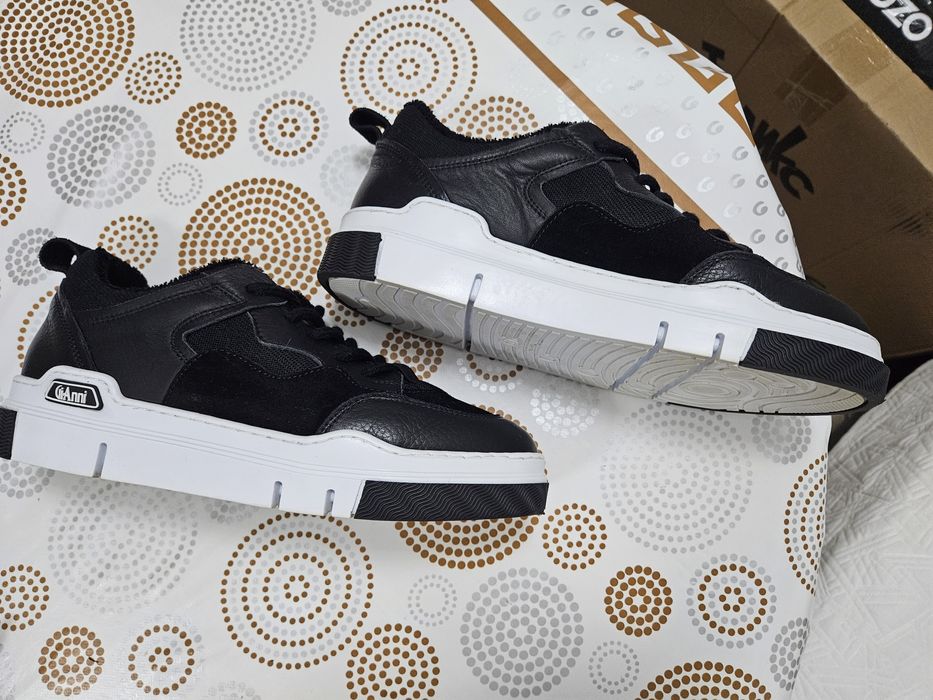 Спортни обувки на GiAnni Shoes