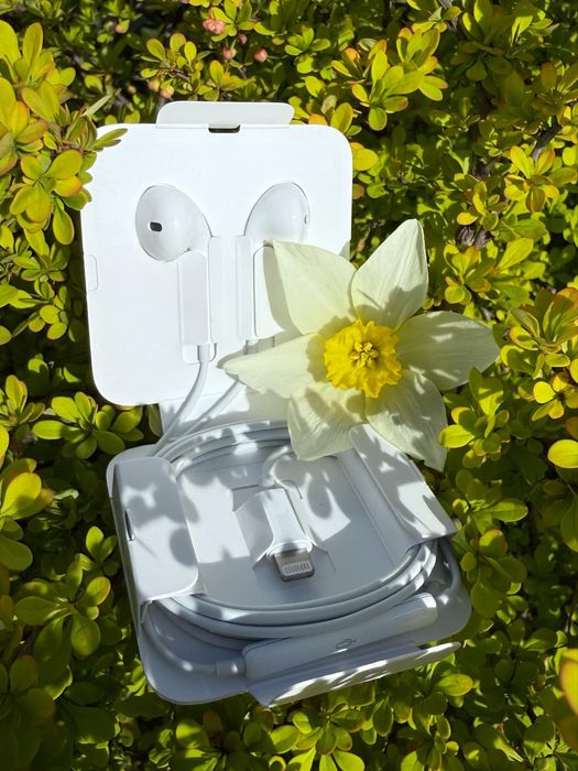 Căști Apple EarPods cu fir - Originale, conector Lightning, sigilate