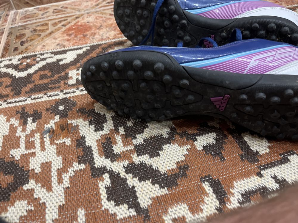 Adidas F50 Astro Turf