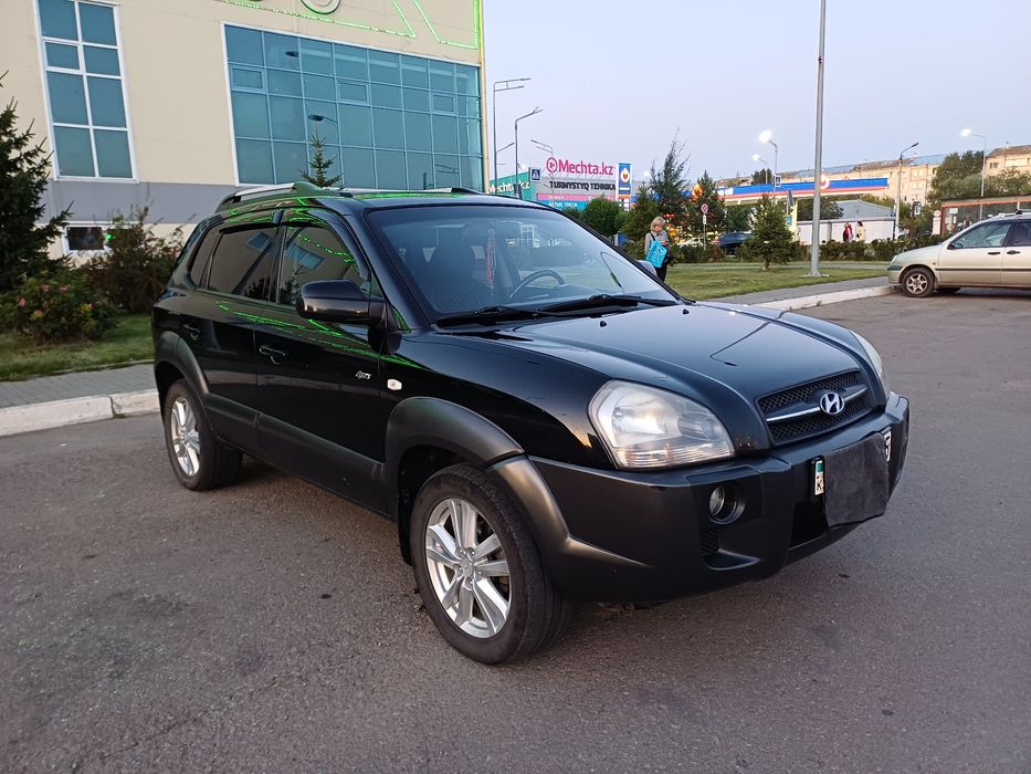 Продам автомобиль Хендай туксон  2007 г.