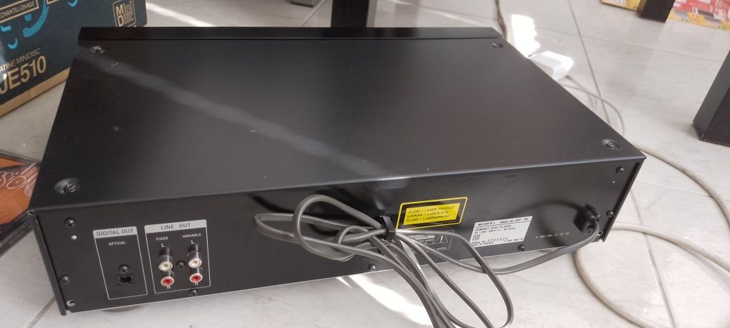 Продавам cd плеър Sony cdp791