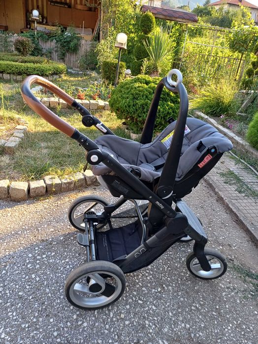 Бебешка количка Mutsy EVO