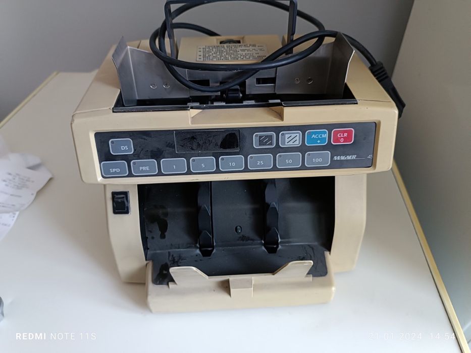 Машина за броене на банкноти